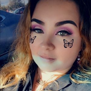 Meet your Posher, Queen